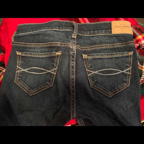 ⭐️Abercrombie Kids Jeans - Picture 3 of 6